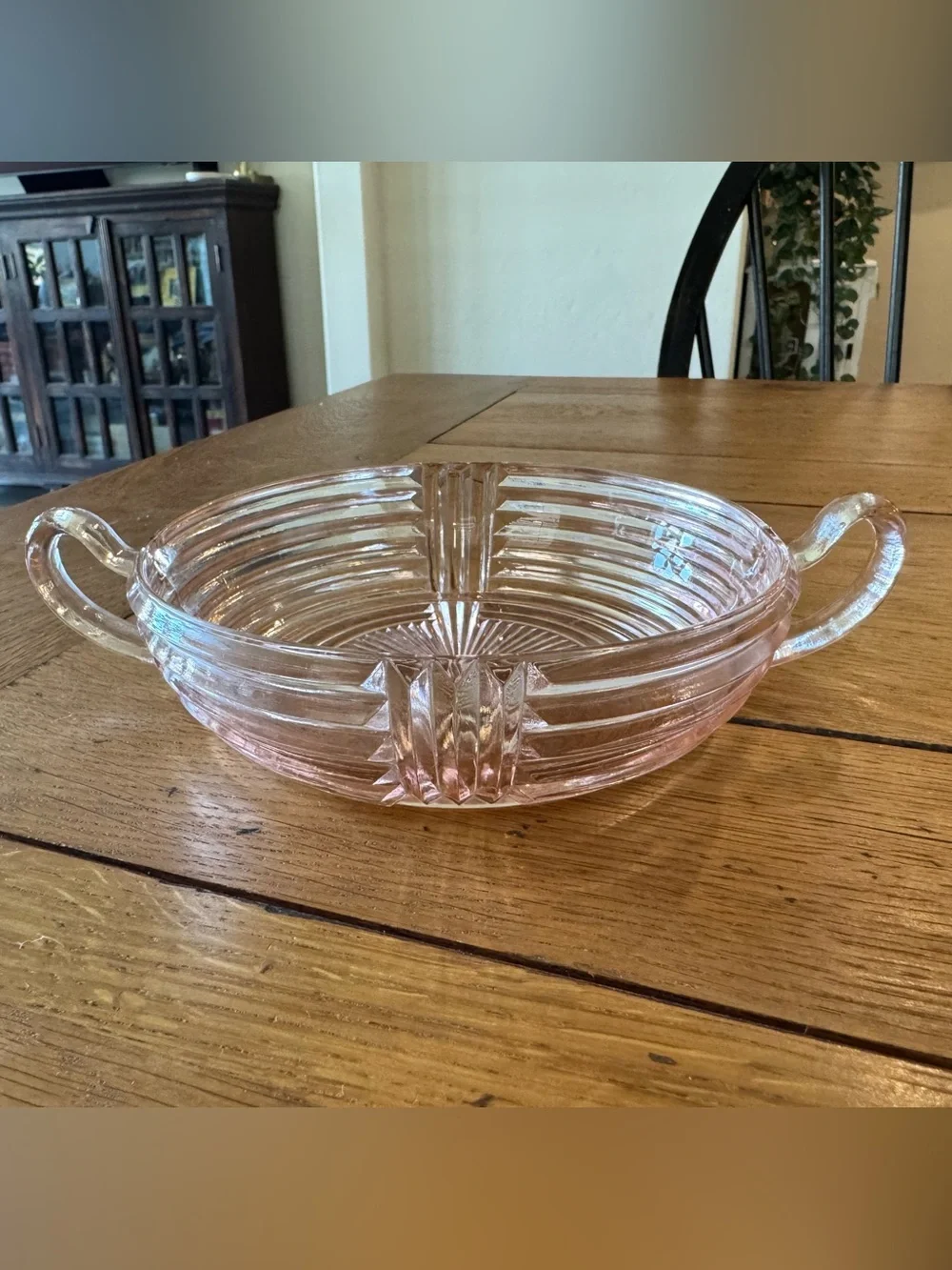 Vintage Anchor Hocking Manhattan pink depression glass ribbed bowl